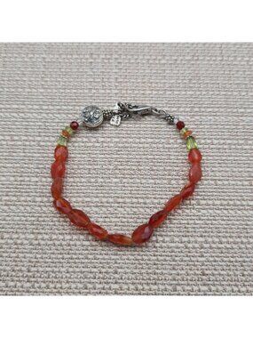 7 Inch Sterling Silver Carnelian Bracelet With Peridot Bead Accents B1518